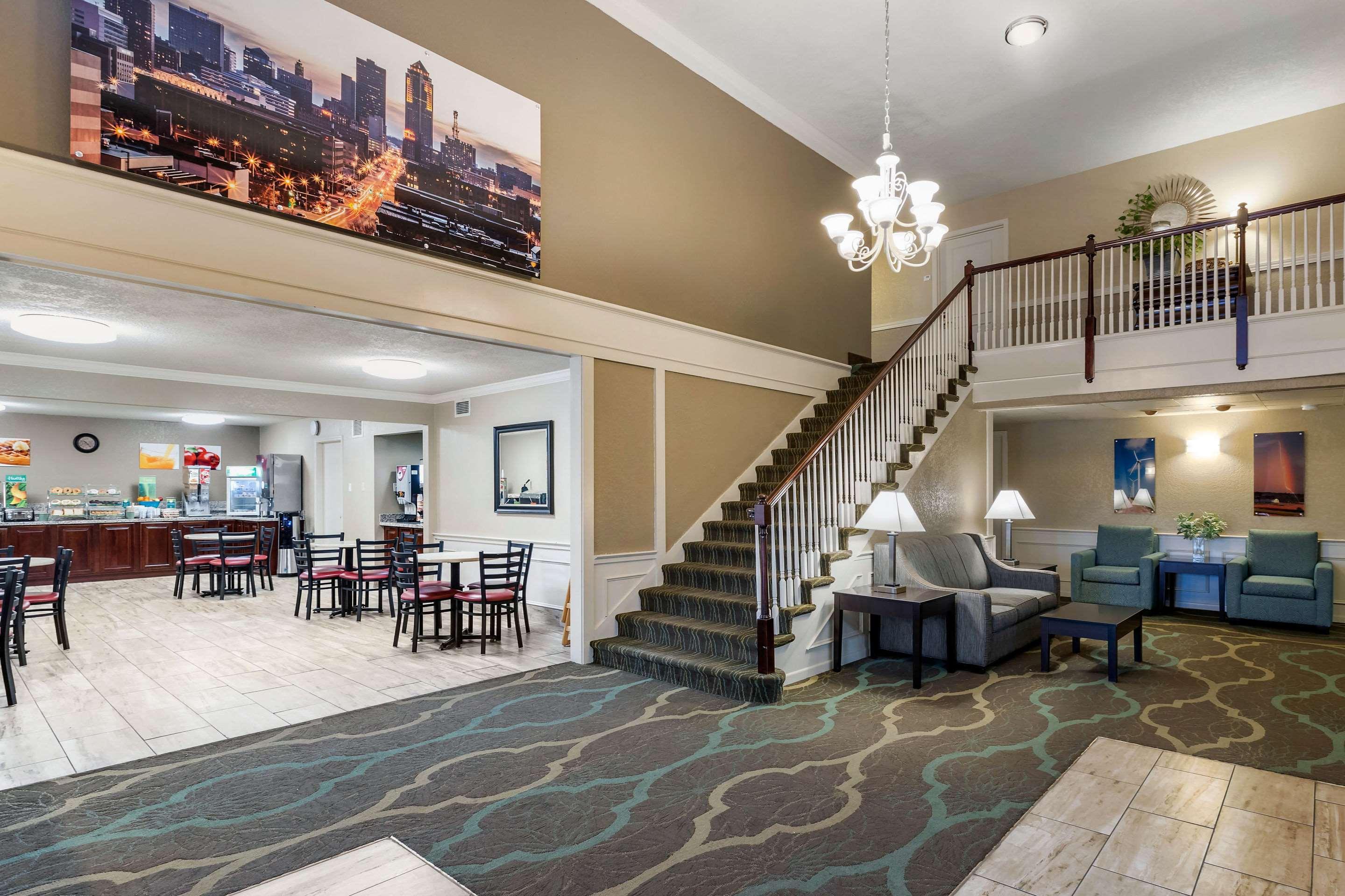 Quality Inn&Suites Des Moines Urbandale Extérieur photo