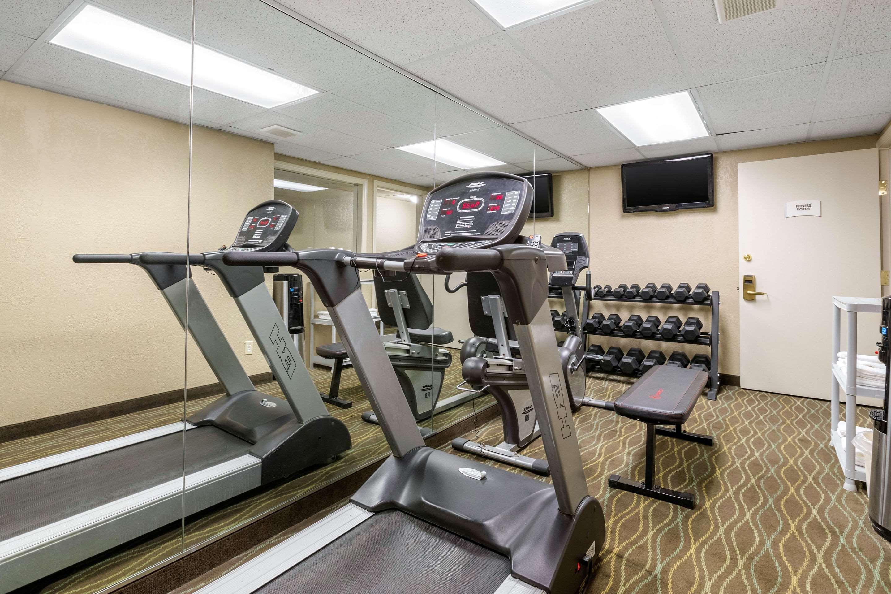 Quality Inn&Suites Des Moines Urbandale Extérieur photo